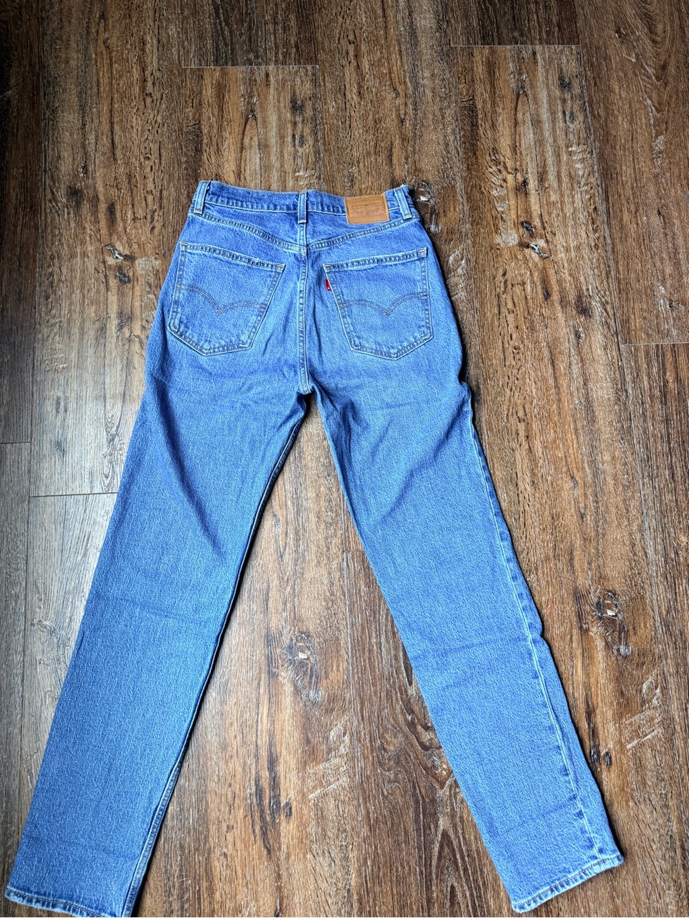 Like new! Classic Women's Blue Denim Jeans